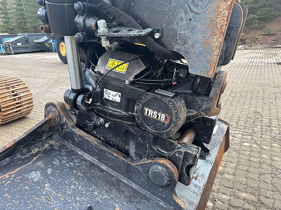 Caterpillar 325 07B Next Gen 17 of 30