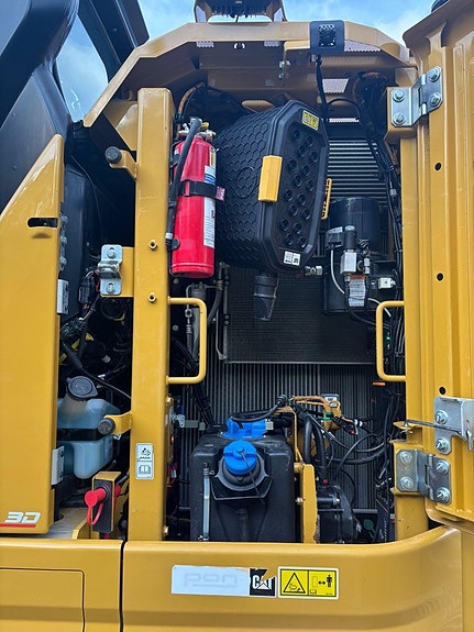 Caterpillar 325 07B Next Gen 23 of 30