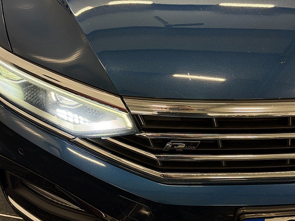 Volkswagen Passat 24 of 27