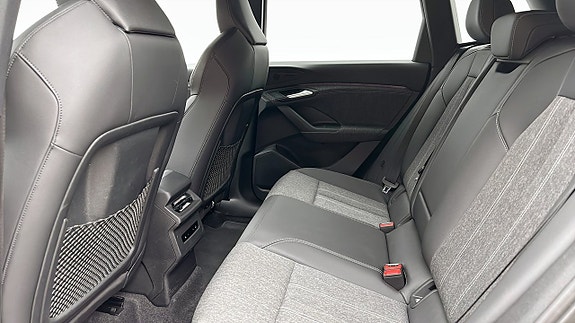 Audi Q6 e-tron 18 of 19