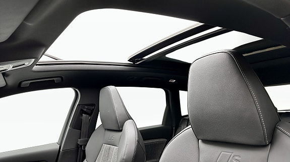 Audi Q6 e-tron 14 of 19