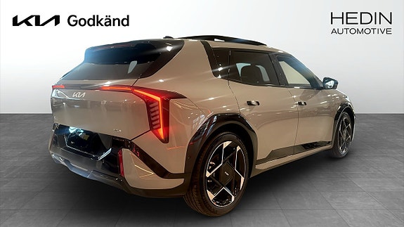 Kia EV4 2 of 13