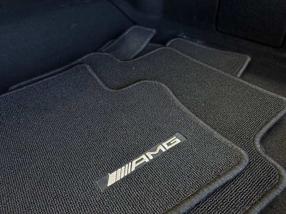 Mercedes-Benz E220 d 24 of 25