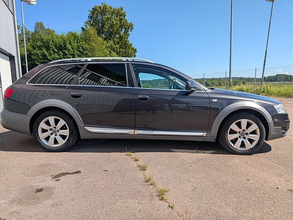 Audi A6 allroad 5 of 5