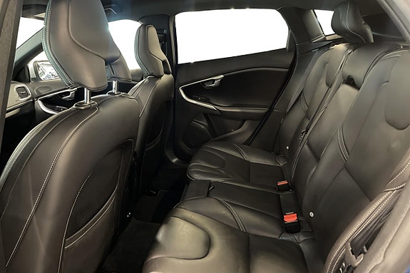 Volvo V40 16 of 30
