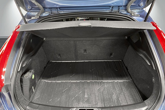 Volvo V40 17 of 30
