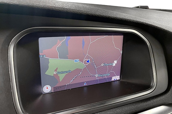Volvo V40 23 of 30
