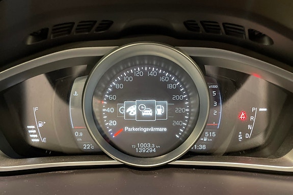 Volvo V40 22 of 30