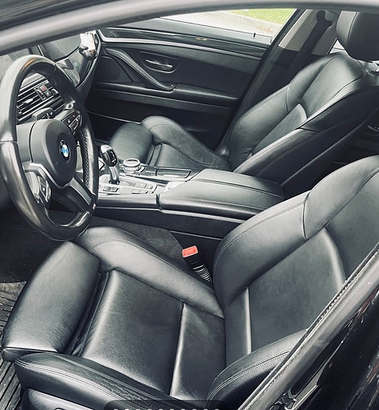 BMW 520d 4 of 6