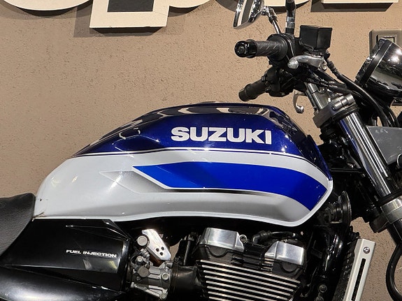 Suzuki GSX 1400 *Välskött* 2 of 8