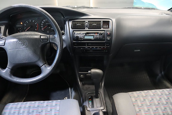 Toyota Corolla 20 of 20