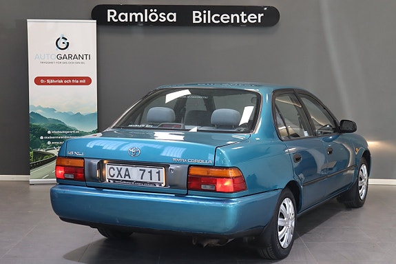 Toyota Corolla 8 of 20