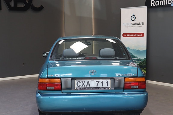 Toyota Corolla 10 of 20