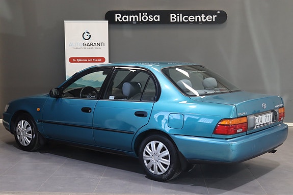 Toyota Corolla 11 of 20