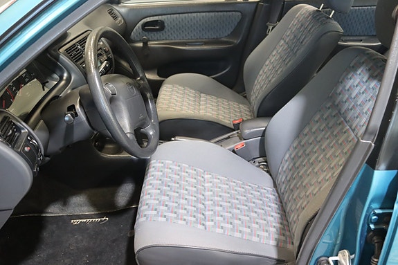 Toyota Corolla 15 of 20