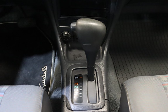 Toyota Corolla 19 of 20