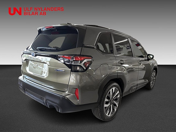 Subaru Forester 4 of 15