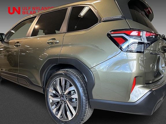 Subaru Forester 2 of 15