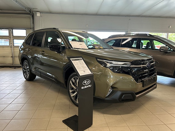 Subaru Forester 5 of 15