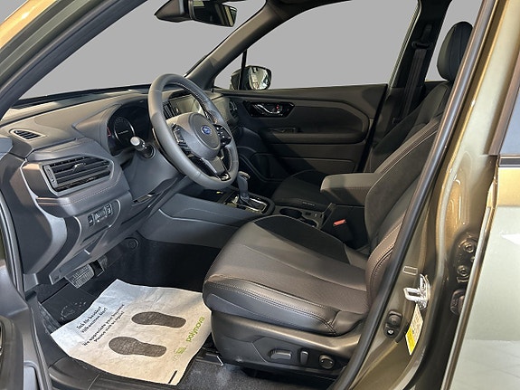 Subaru Forester 8 of 15