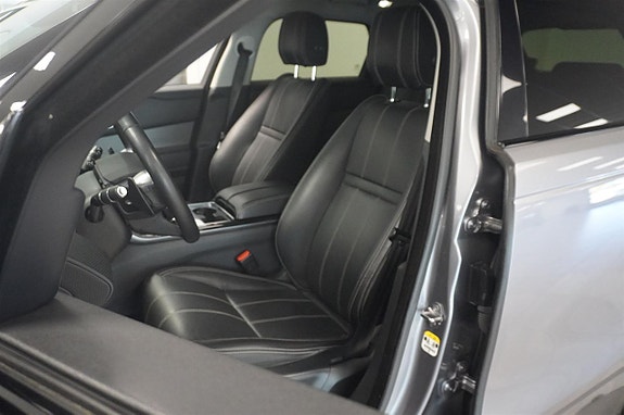 Land Rover Range Rover Velar 7 of 17