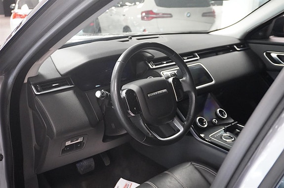 Land Rover Range Rover Velar 4 of 5
