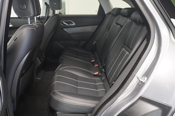 Land Rover Range Rover Velar 8 of 17