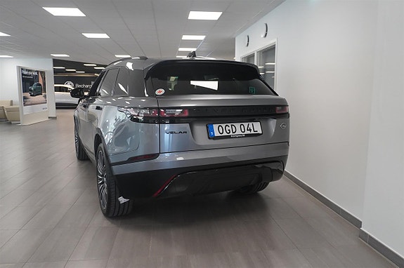 Land Rover Range Rover Velar 6 of 17