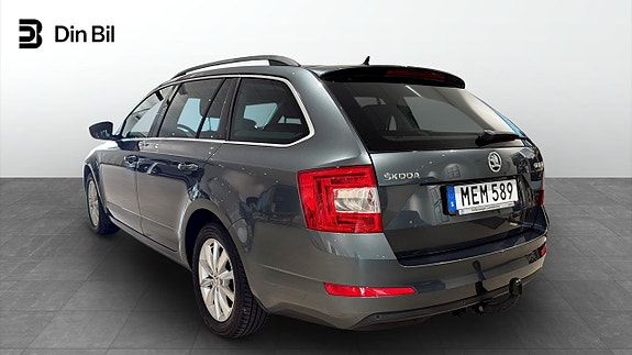 Skoda Octavia 3 of 5