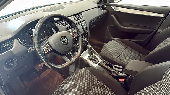 Skoda Octavia 7 of 12
