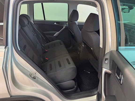 Volkswagen Tiguan 12 of 14