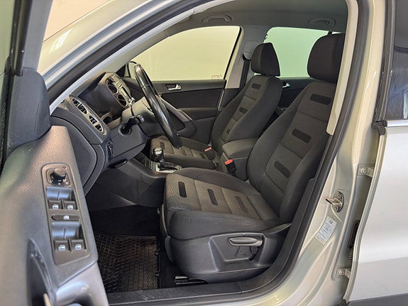 Volkswagen Tiguan 10 of 14
