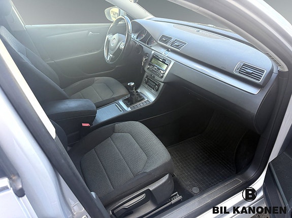Volkswagen Passat 8 of 9