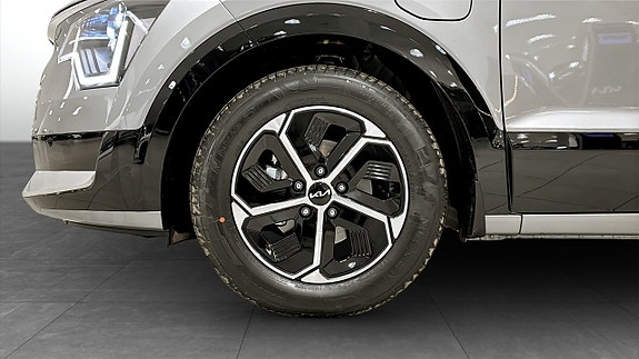 Kia Niro 8 of 12