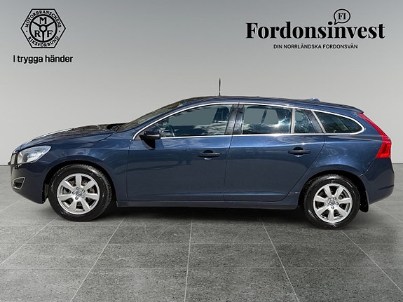Volvo V60 3 of 5