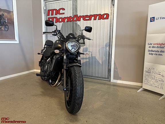 Kawasaki VULCAN S 2 of 3