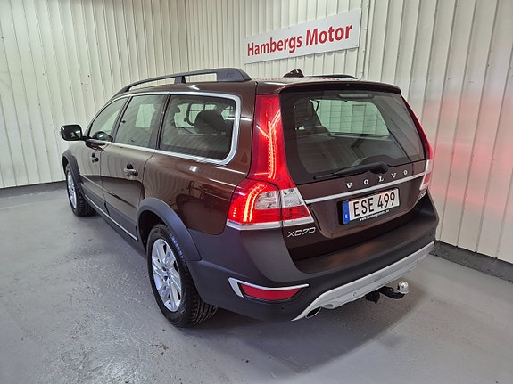 Volvo XC70 3 of 5