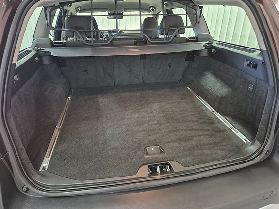 Volvo XC70 17 of 22