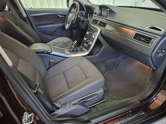 Volvo XC70 16 of 22