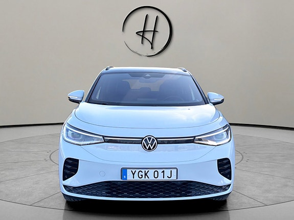 Volkswagen ID.4 GTX 3 of 5