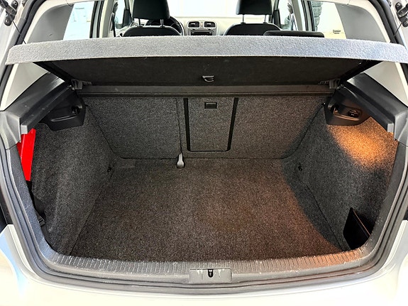 Volkswagen Golf VI 14 of 14