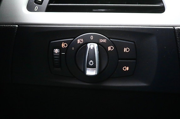 BMW 318i 18 of 19