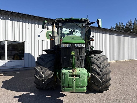 John Deere 7R 330 CommandPRO 2 of 6