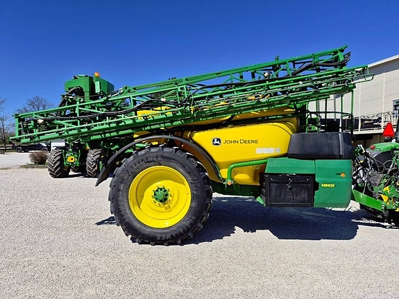 John Deere M962i