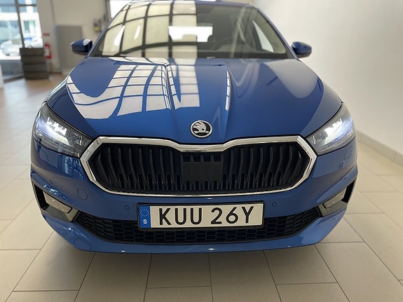 Skoda Fabia 2 of 5