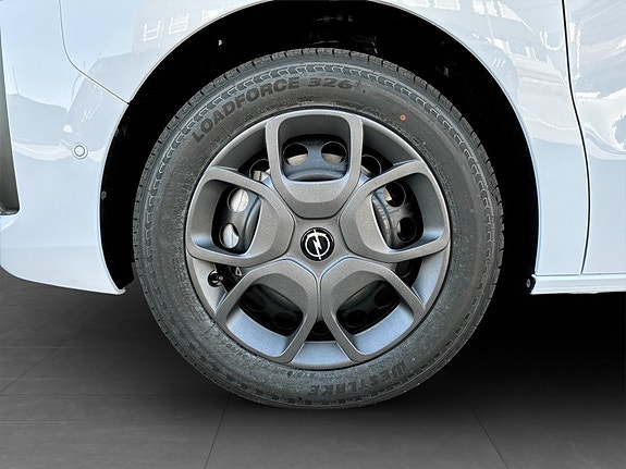 Opel Vivaro 14 of 14