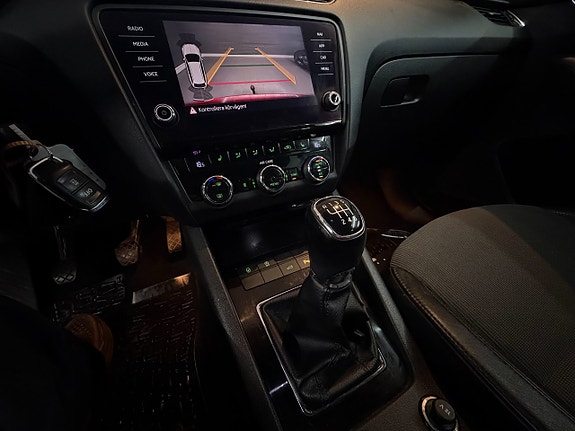 Skoda Octavia 12 of 19