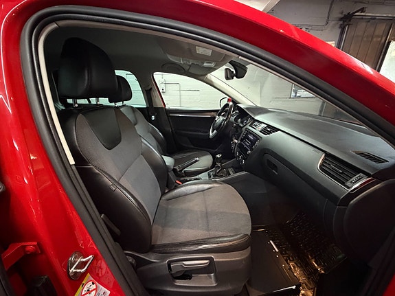Skoda Octavia 15 of 19
