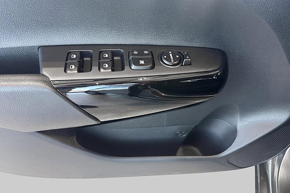 Kia Picanto 18 of 18