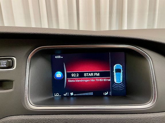 Volvo V40 11 of 23